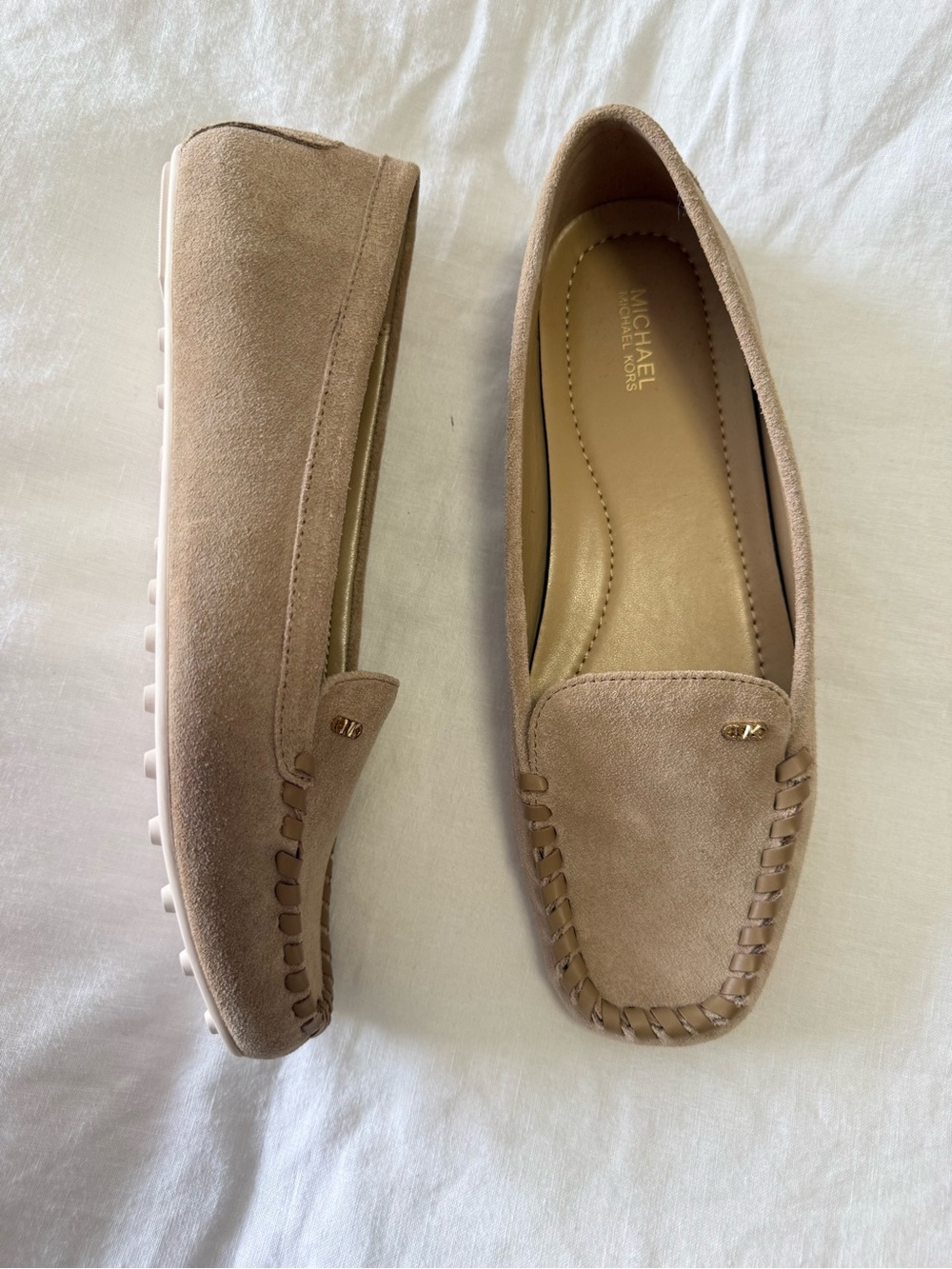 Michael Kors | Women's 8 | Eve Suede Loafer Camel Beige Tan Moccasins | EUC